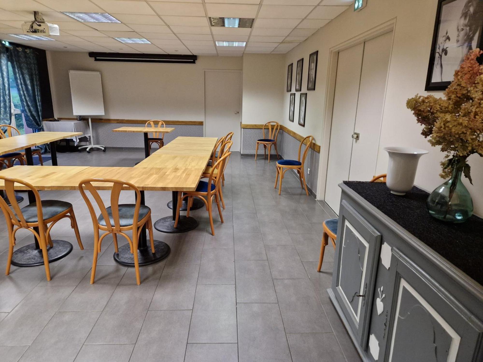 Kyriad Direct Limoges Nord Екстериор снимка