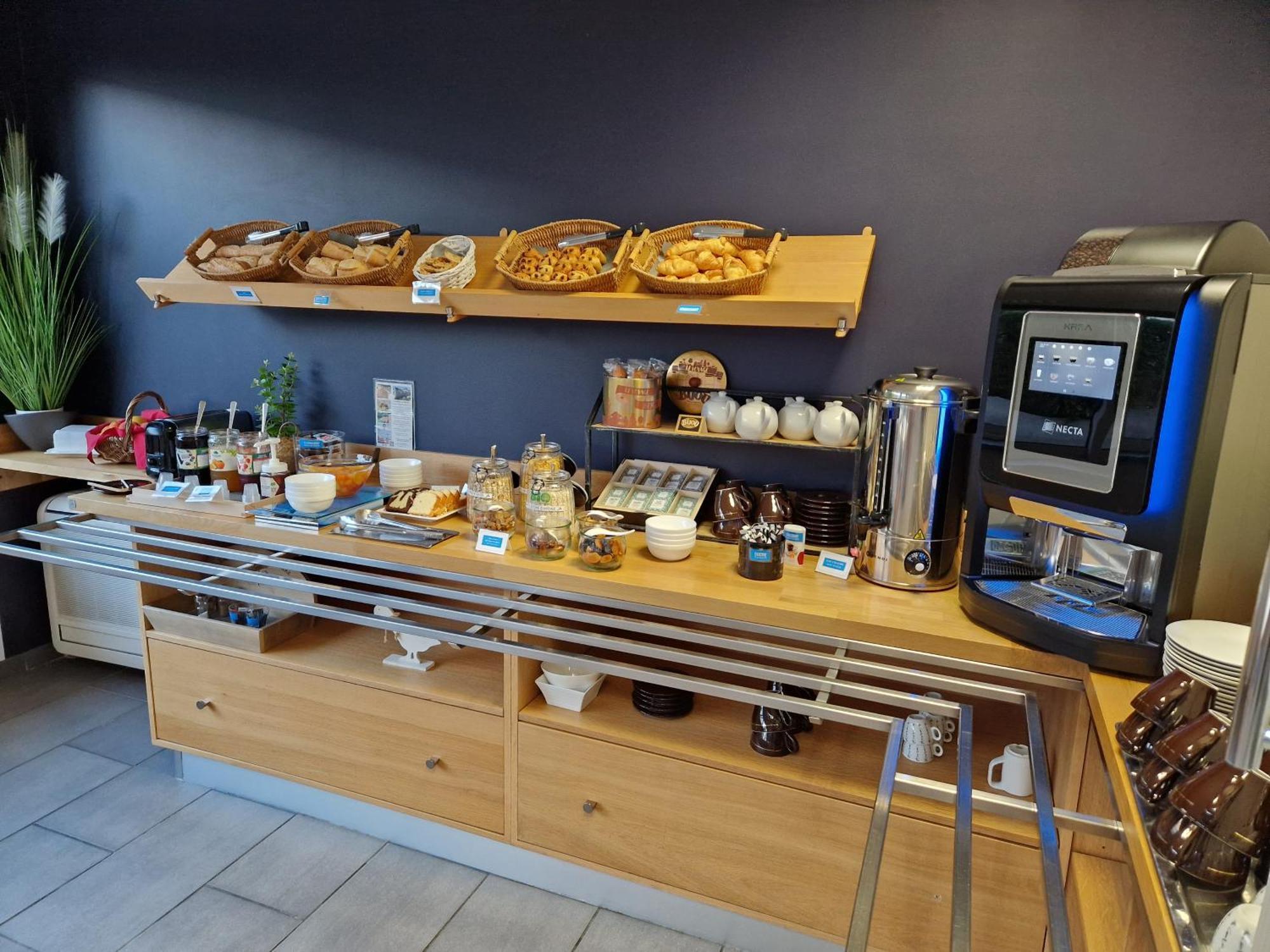 Kyriad Direct Limoges Nord Екстериор снимка